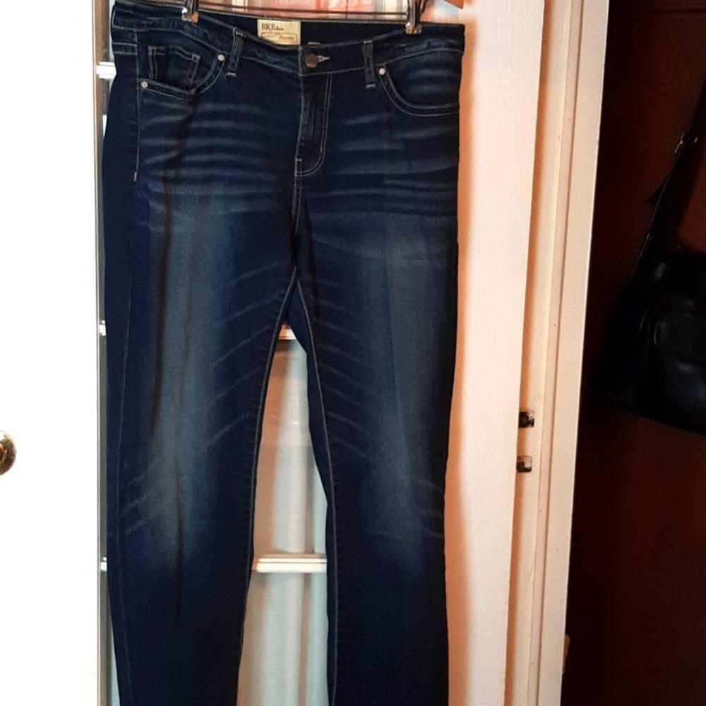 BKE 29W x32Inseam x40  Blue Gabby Straight Leg   Jeans